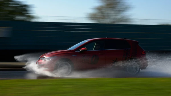 ADAC Ganzjahresreifentest 2025 225/45 R17